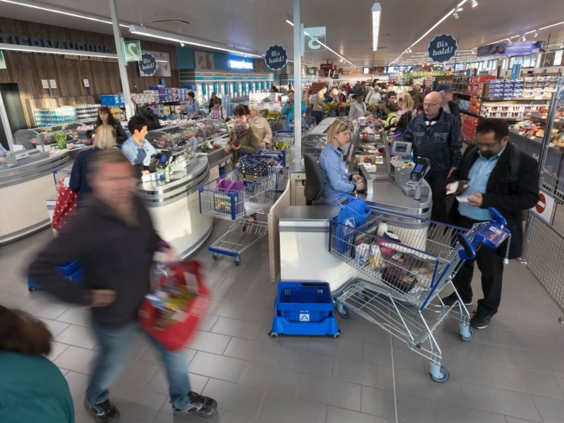 Aldi Lübeck Kassiererin.jpg