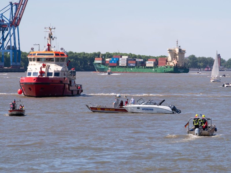 Elbe Hamburg.jpg