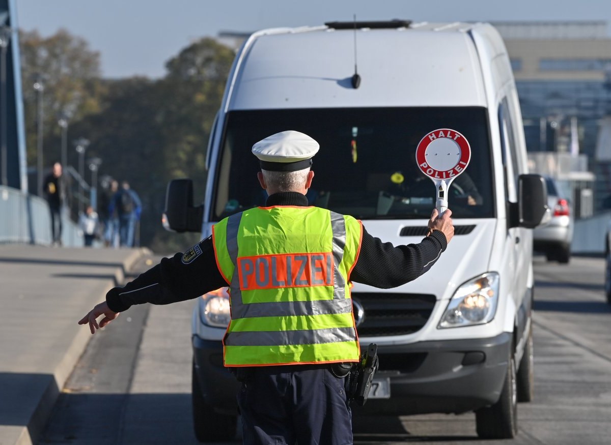 Flensburg A7 LKW.jpg