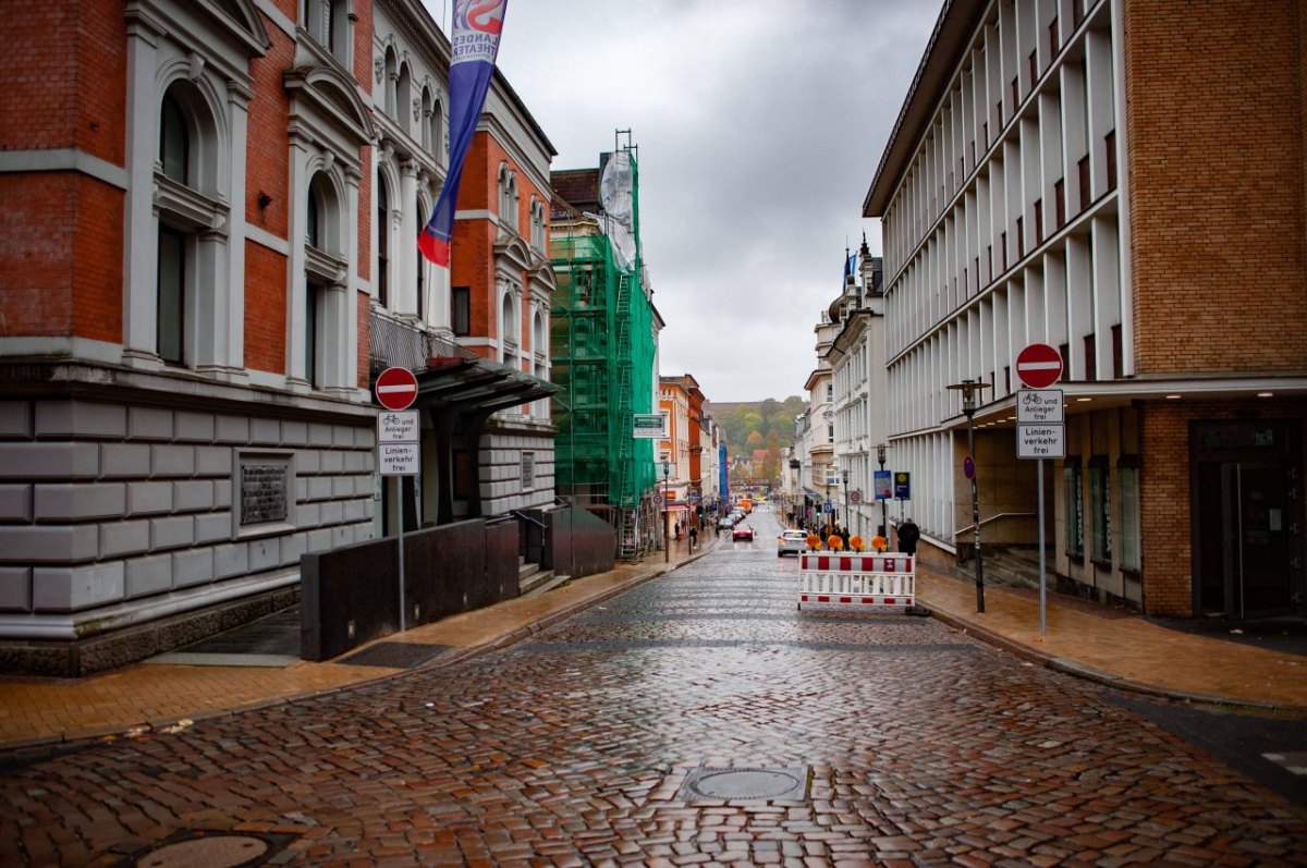 Flensburg Rathausstraße Durchgangsverkehr.jpg