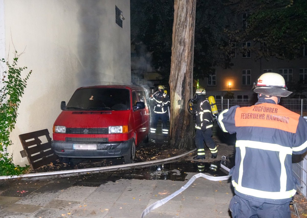 Hamburg Brandstiftung Eimsbüttel Polizei Feuerwehr