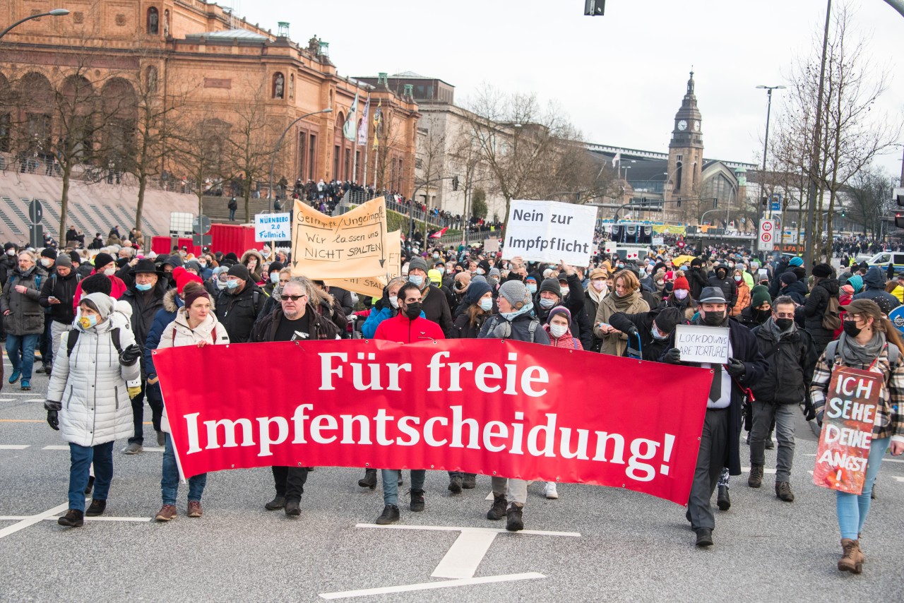 Viele Menschen waren ohne Maske unterwegs. 