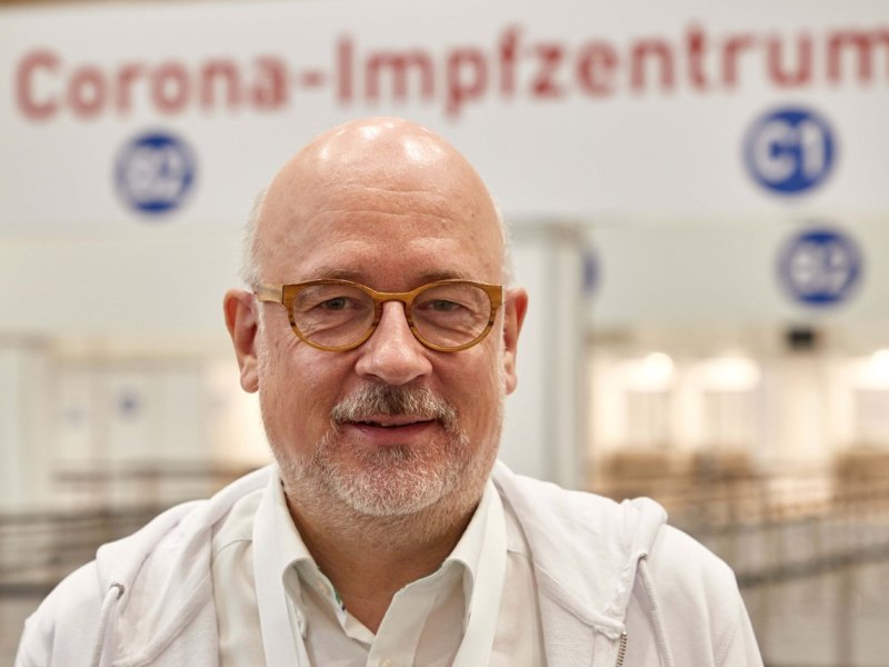 Hamburg Dirk Heinrich Impfzentrum