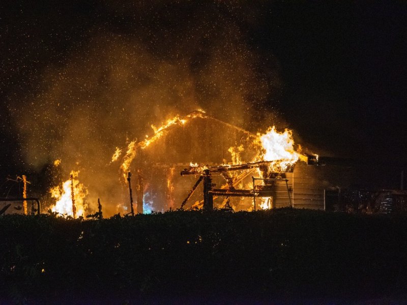 Hamburg Feuer.jpeg