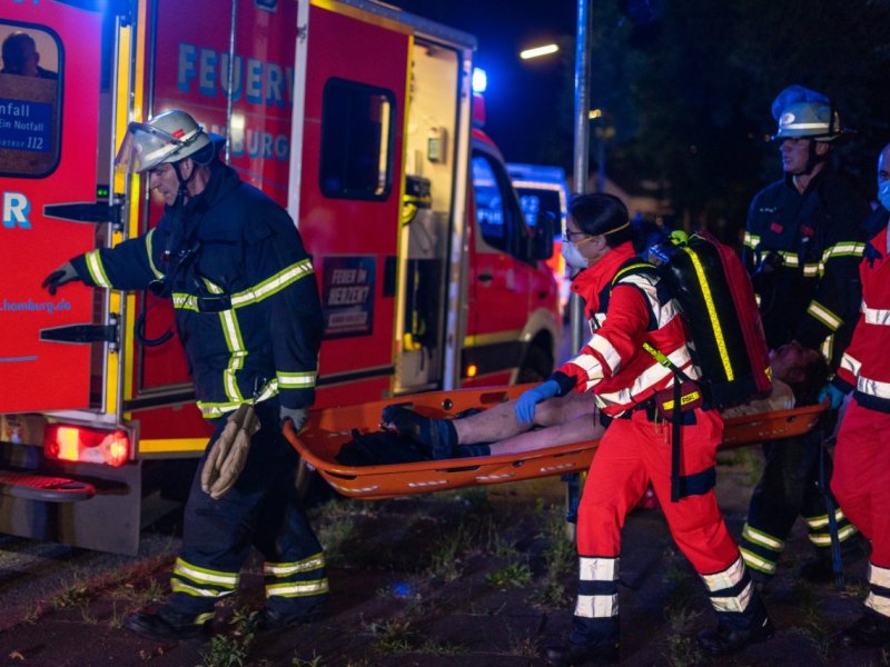 Hamburg Feuer Lokstedt Odderskamp Feuerwehr.jpeg