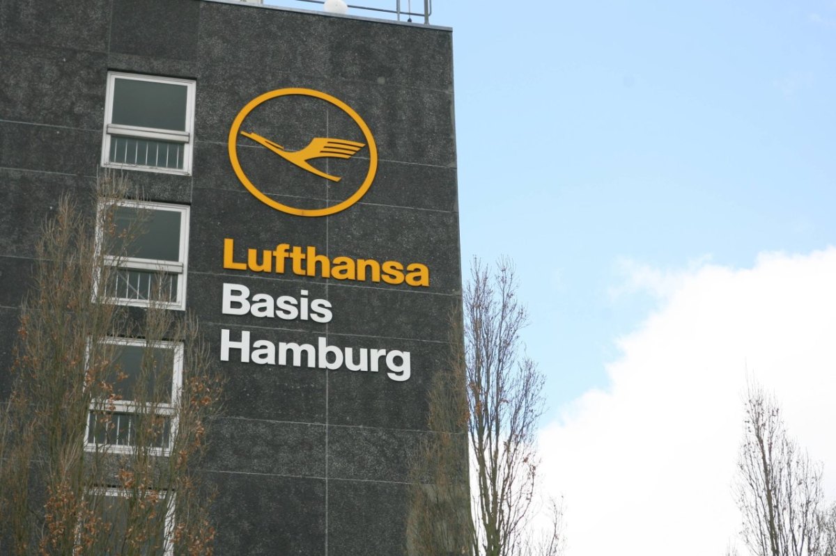 Hamburg Flughafen Lufthansa Technik.jpg