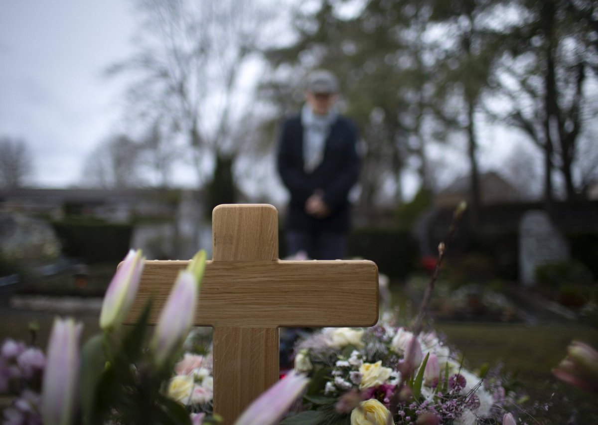 Hamburg Friedhof.jpg