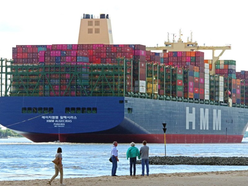 Hamburg Hafen.jpg