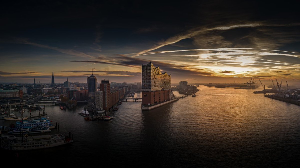 Hamburg Hafencity.jpg