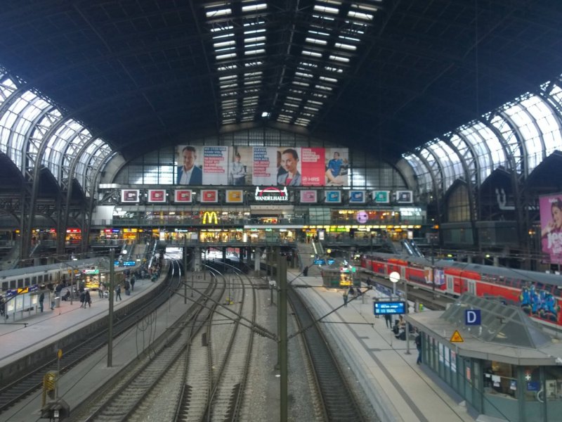 Hamburg Hauptbahnhof.jpg