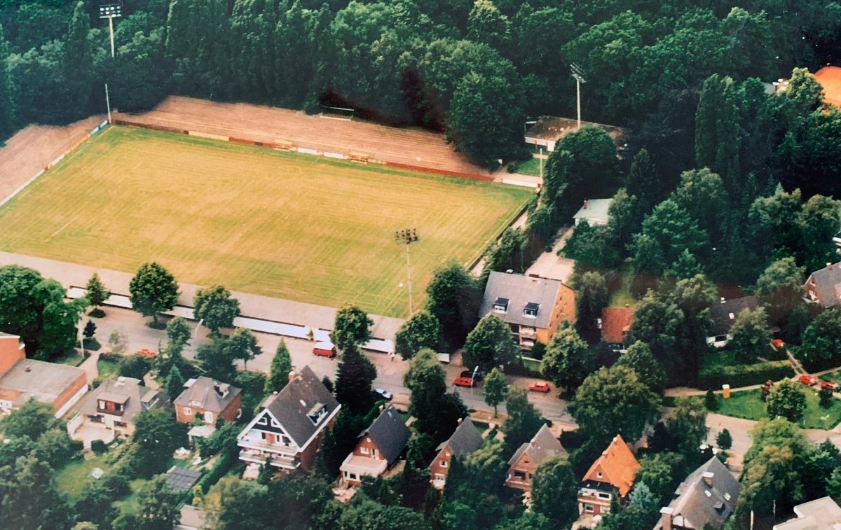 Hamburg Marienthal Stadion Wandsbek.JPG