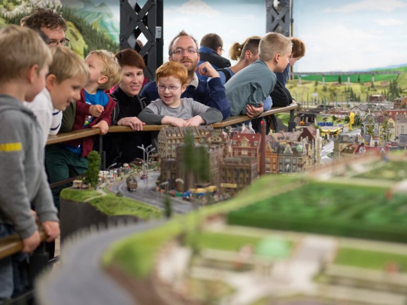Hamburg Miniatur Wunderland 20-jähriges Jubiläum Modelleisenbahn Monaco Rennstrecke Tickets Besuch Eintritt