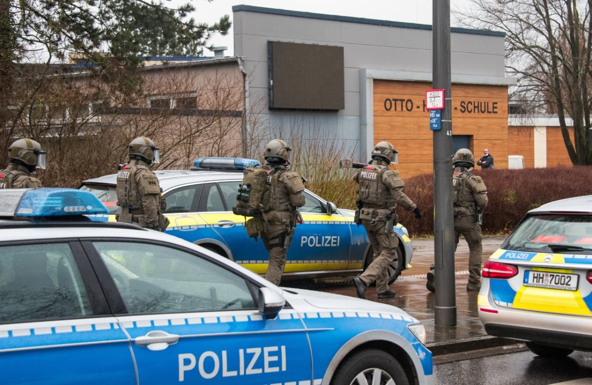 Hamburg Otto Hahn Schule.jpg