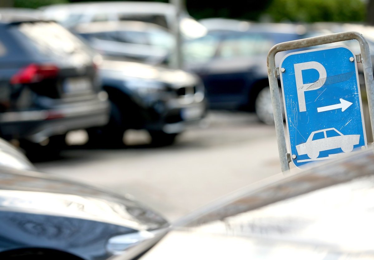 Hamburg Parken Senat Koalition CDU Grüne Verkehr Parkplatz