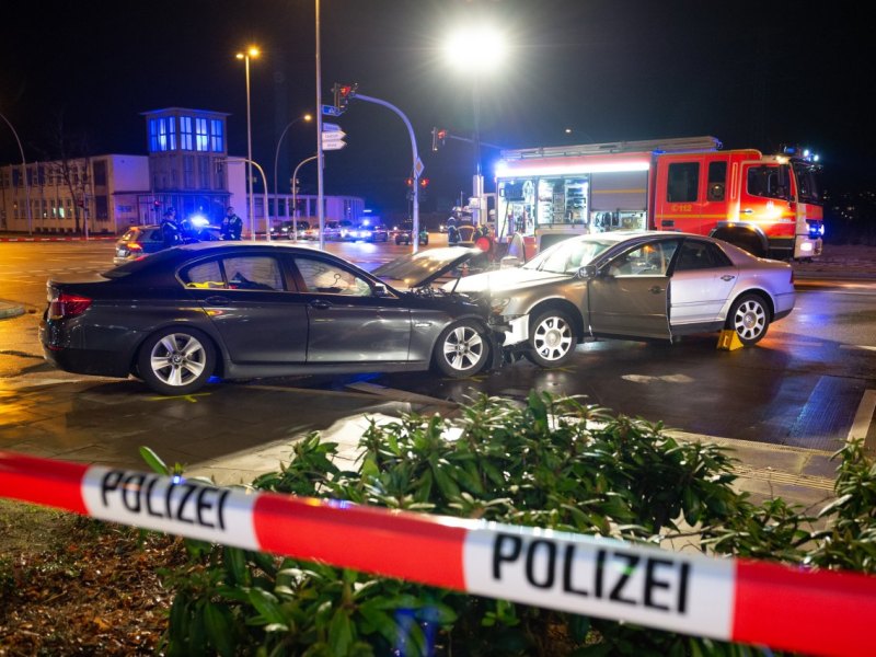 Hamburg Polizist.jpg