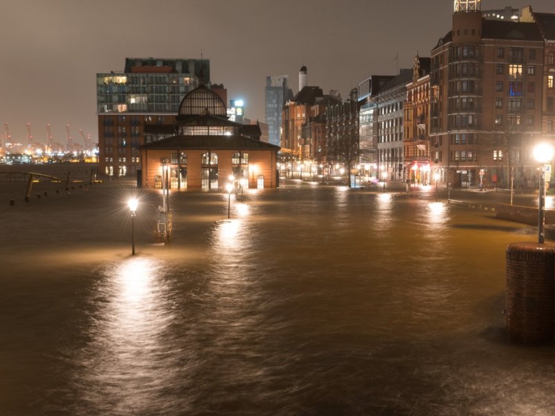 Hamburg Sturmflut.jpg