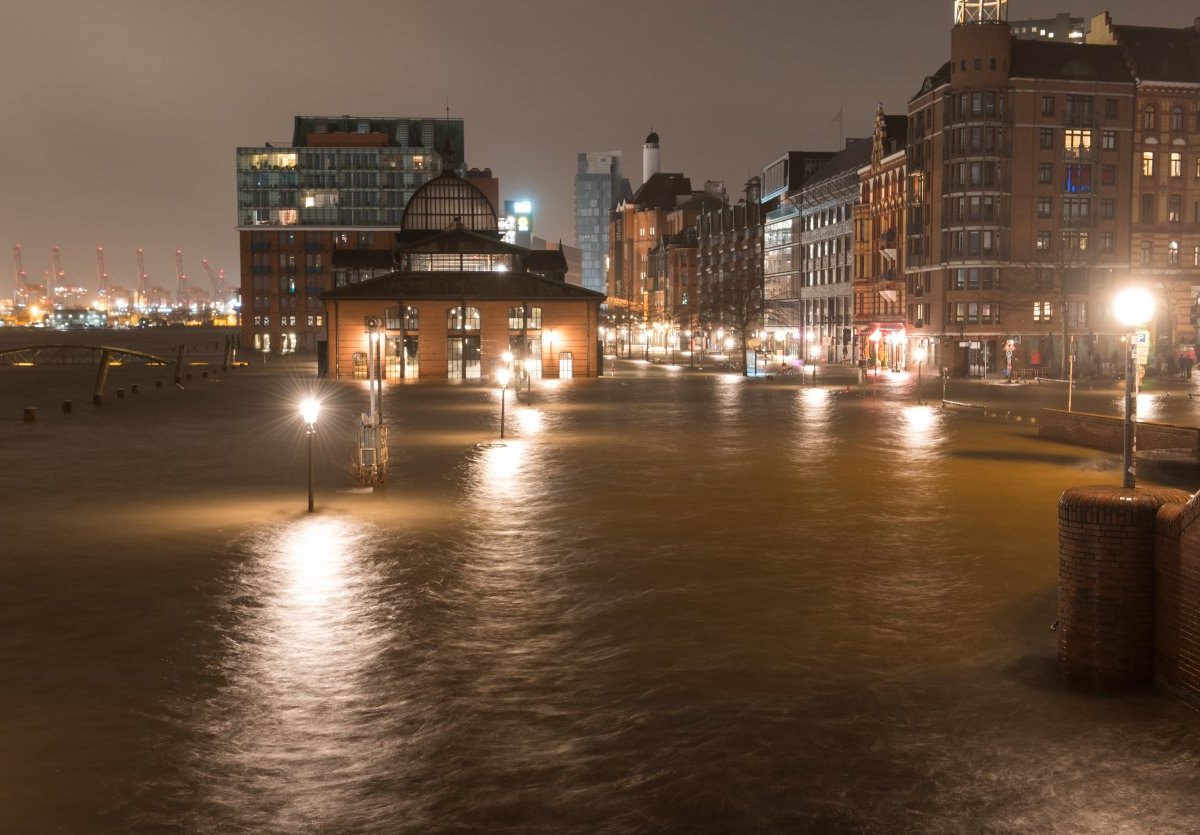 Hamburg Sturmflut.jpg