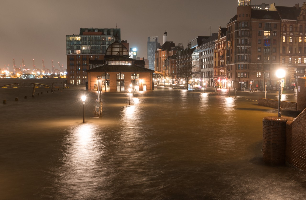 Am Wochenende sorgte Sturmtief „Nadia“ für einen überfluteten Fischmarkt in Hamburg. Nun könnte „Philine“ erneut dafür sorgen. 