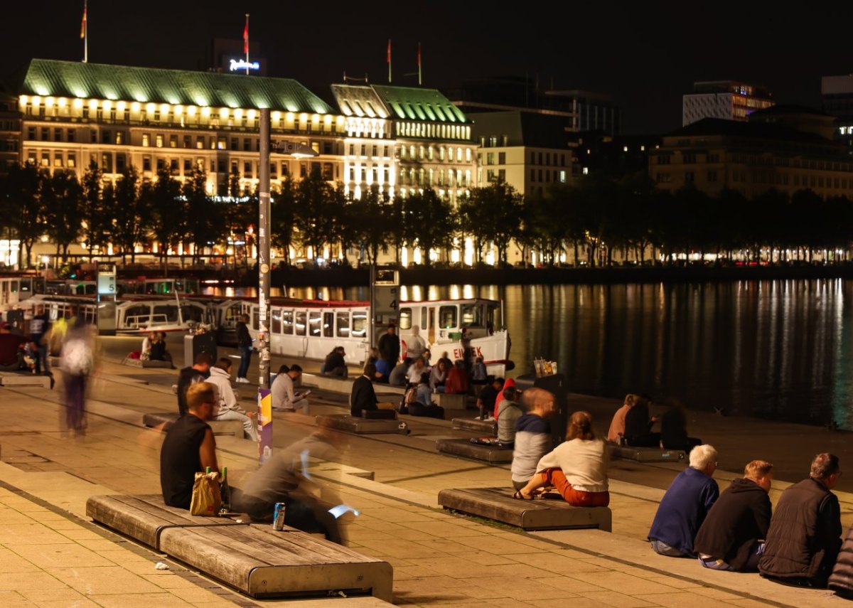 Hamburg Wetter Alster.jpg