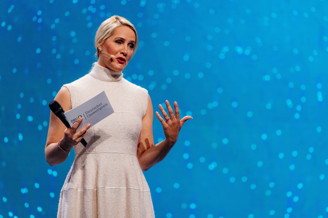 Judith Rakers stand schon auf vielen Bühnen. Doch eine davon hat sie auch heute nicht vergessen (Symbolbild).