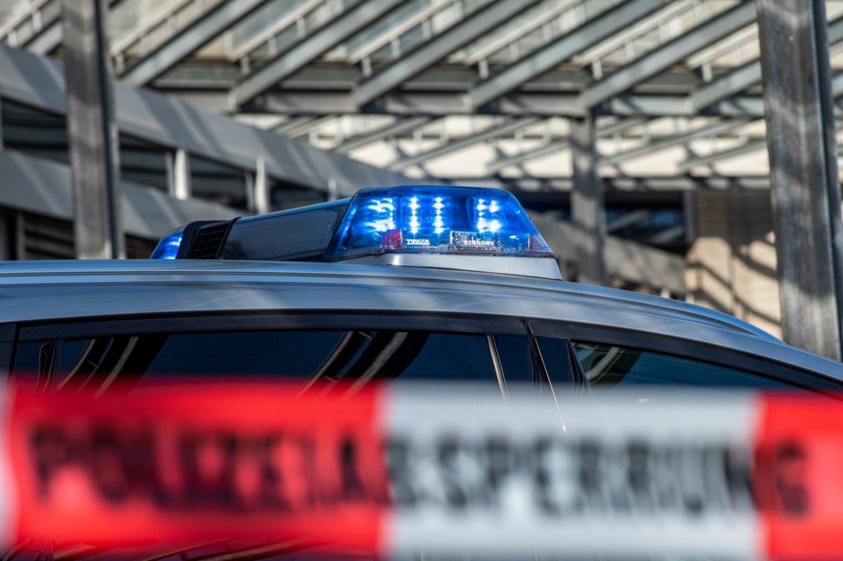 Kiel Polizei Drogeriemarkt Messer Angriff Mettenhof