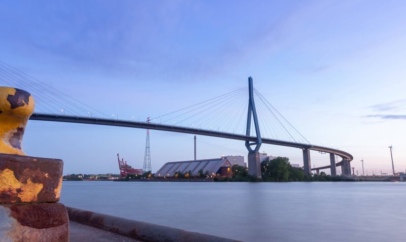 Köhlbrandbrücke.jpg