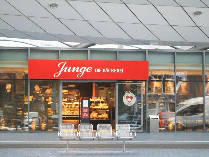 Lübeck Bäckerei Junge Café Falkenstraße Facebook Preise Backstuben