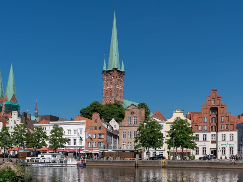 Lübeck Skyline.jpg