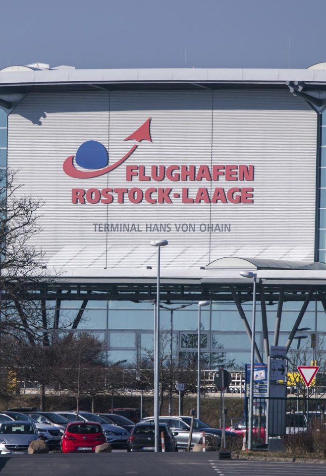 Mecklenburg-Vorpommern-Rostock-Flughafen.jpg