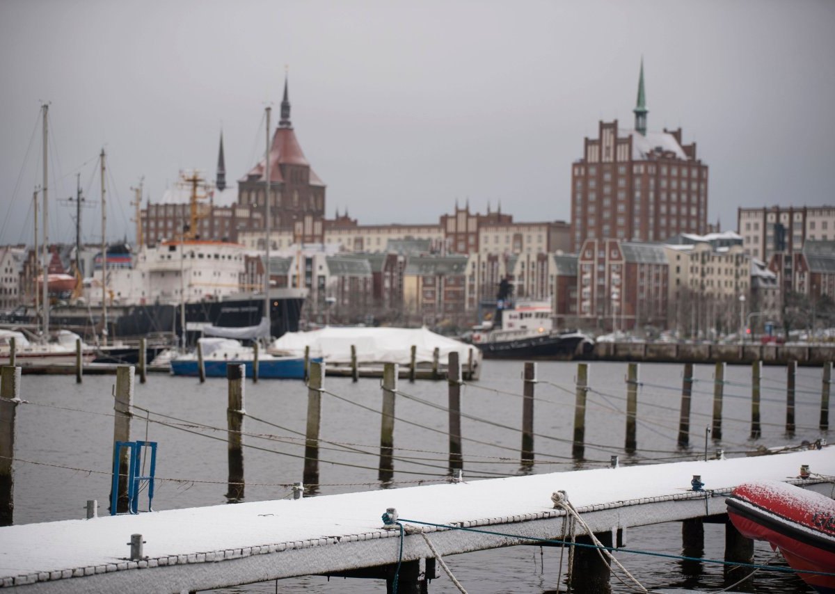 Mecklenburg-Vorpommern Wetter Küste Wind Regen Schneeregen Schnee Glättegefahr