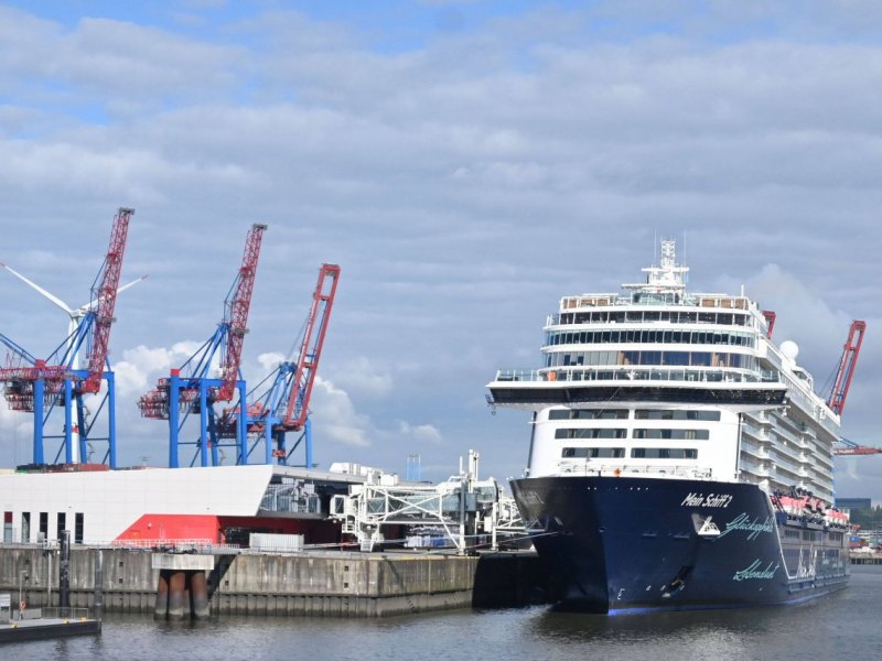 Mein Schiff 2.jpg