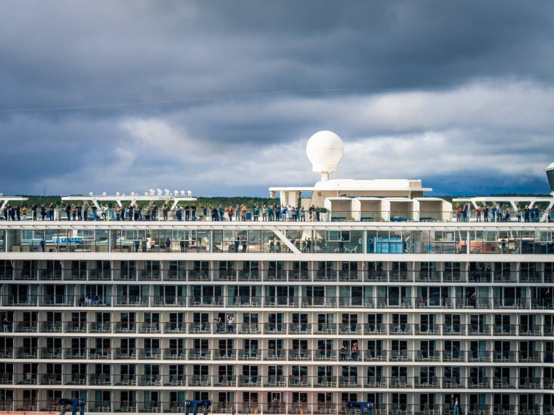 Mein Schiff 2.jpg