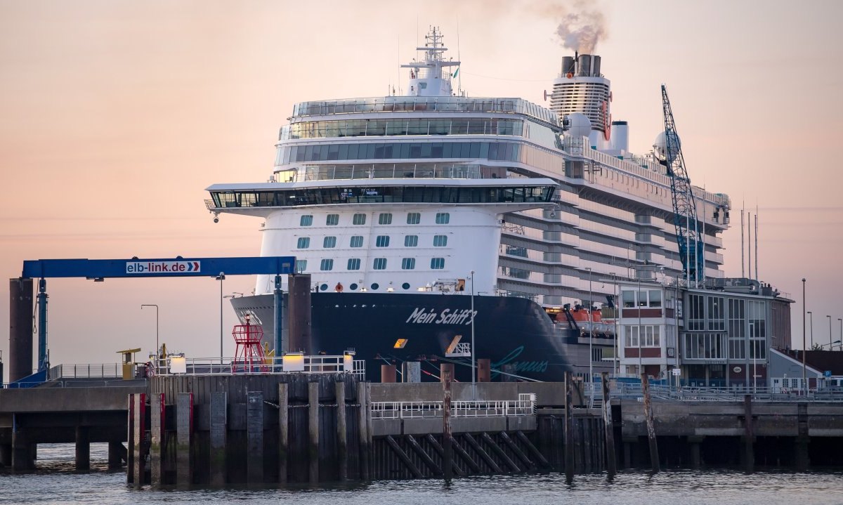 Mein Schiff 3.jpg