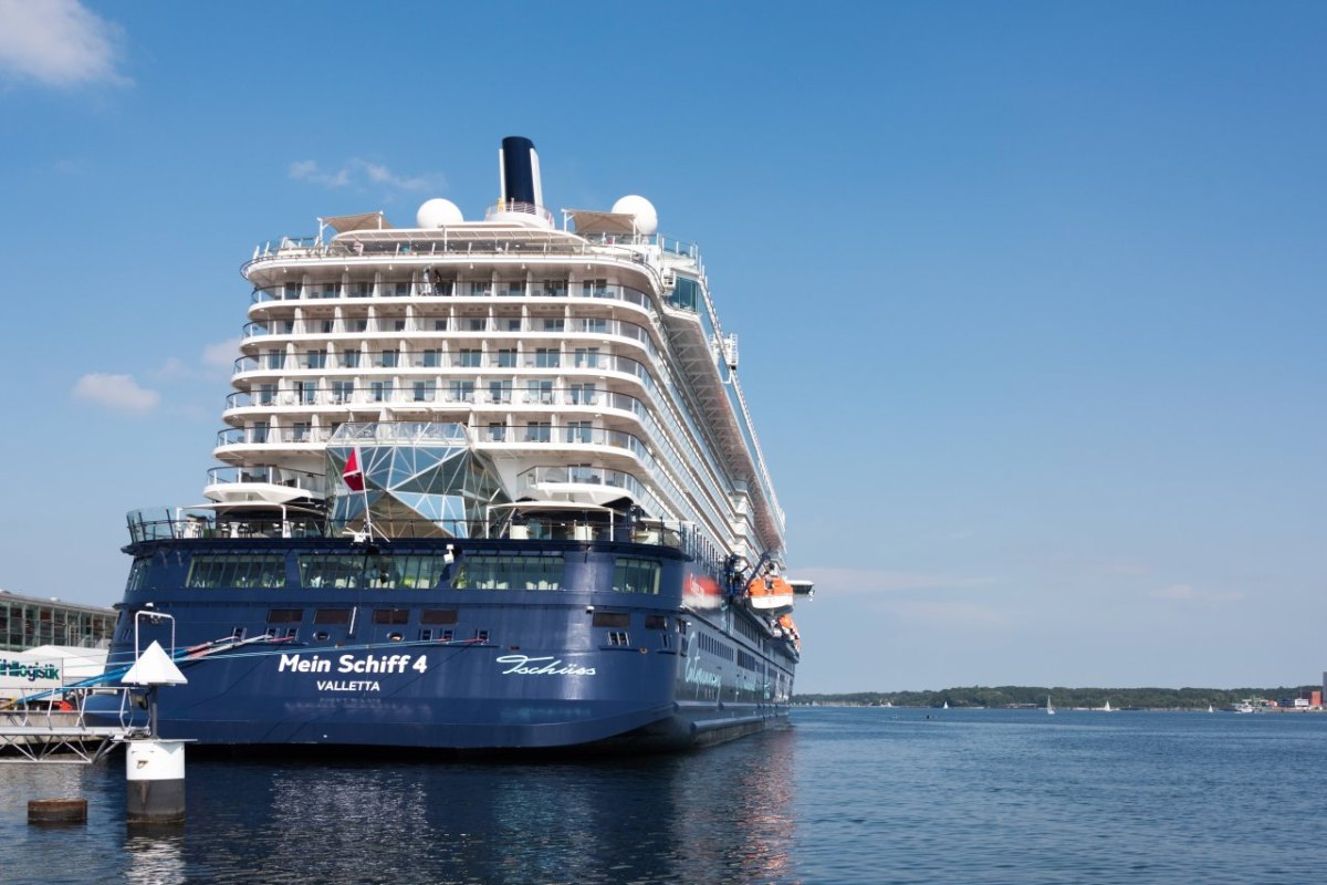 Mein Schiff 4.jpg