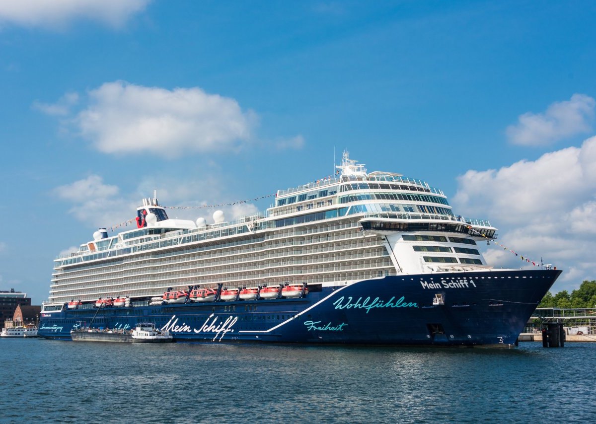 Mein Schiff.jpg