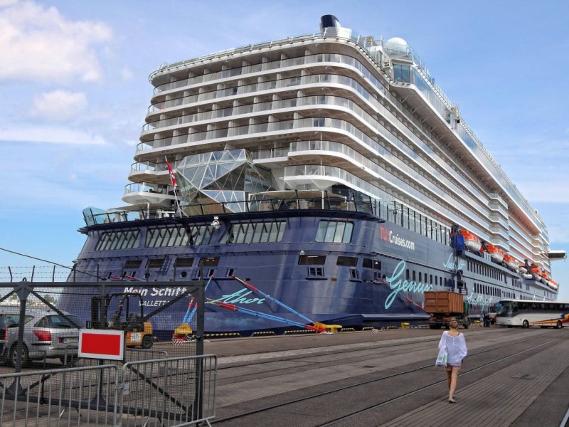 Mein Schiff 5.jpg