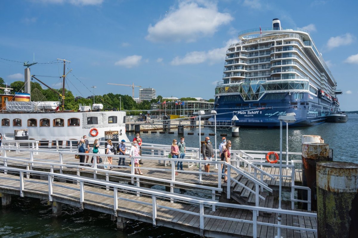 Mein Schiff.jpg