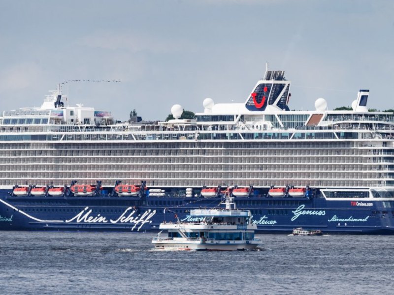 Mein Schiff Tui Cruises Hamburg Kreuzfahrten Absage.JPG