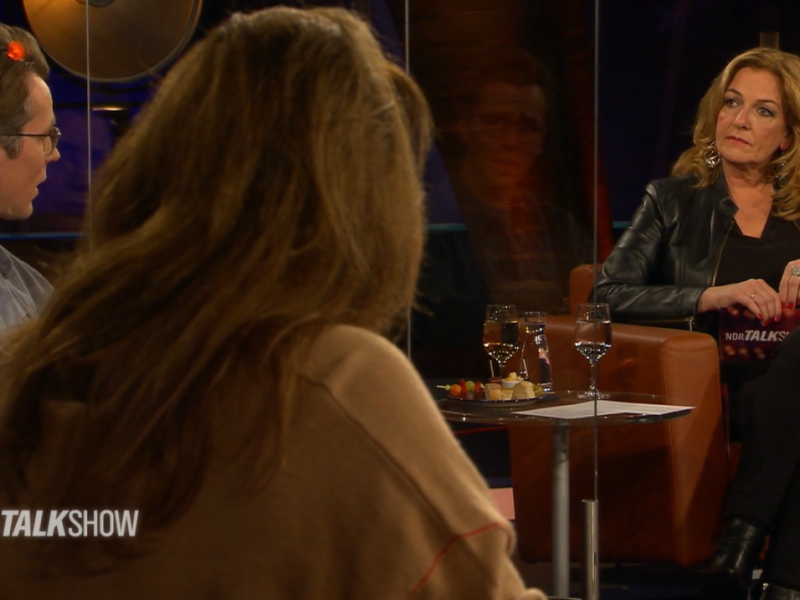 NDR Talk Show Johannes Wimmer Bettina Tietjen.png