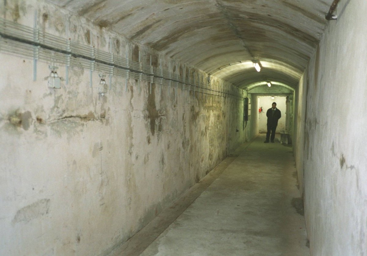 Nordsee Helgoland Bunker.jpg