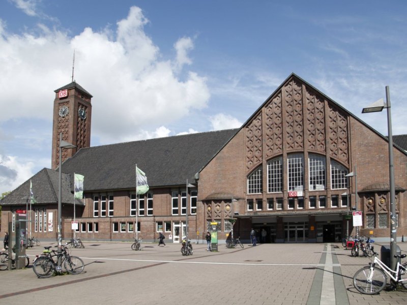 Oldenburg-Bahnhof.jpg