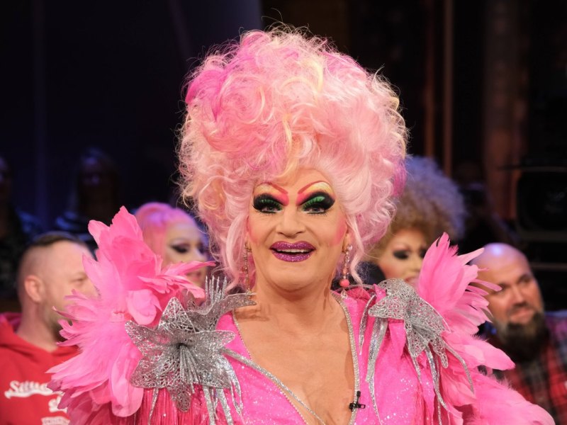 Olivia Jones Drag-Queen Kostüm Kiez Reeperbahn BallinStadt Veddel