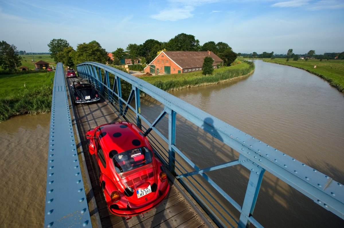 Ostfriesland_Brücke.jpg