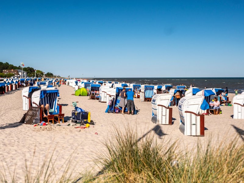 Ostsee Anwohner Urlaub Grömitz Dünenpark DLRG Insel Rügen Lübecker Bucht