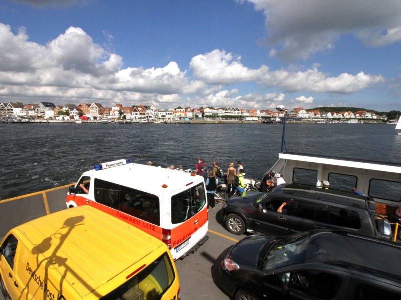 Ostsee Priwallfähre.jpg