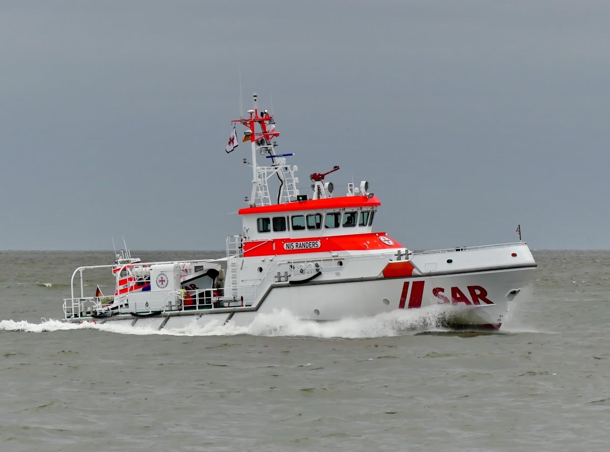 Ostsee Segelyacht Hiddensee Seenotretter Darßer Ort Notfall Skipper Barhöft