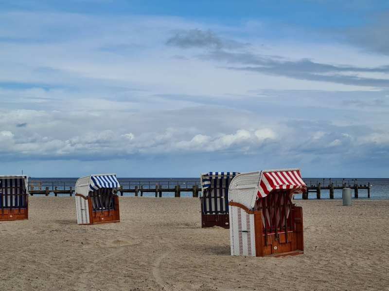 Ostsee Timmendorfer Strand Scharbeutz Vandalismus Promenade Urlauber