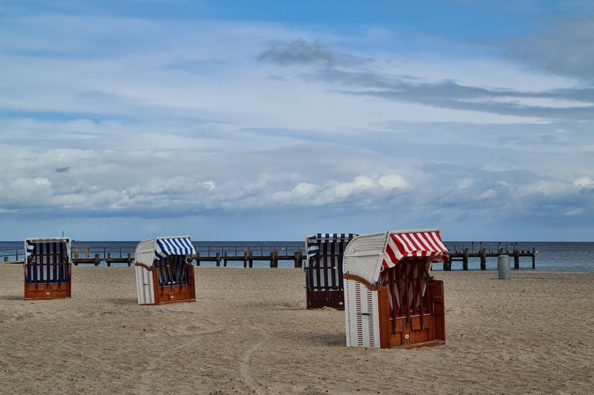 Ostsee Timmendorfer Strand Scharbeutz Vandalismus Promenade Urlauber