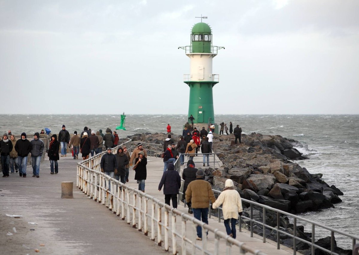 Ostsee Warnemünde Attacke.jpg