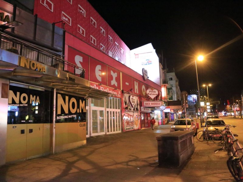 Reeperbahn privat laufhaus.jpg
